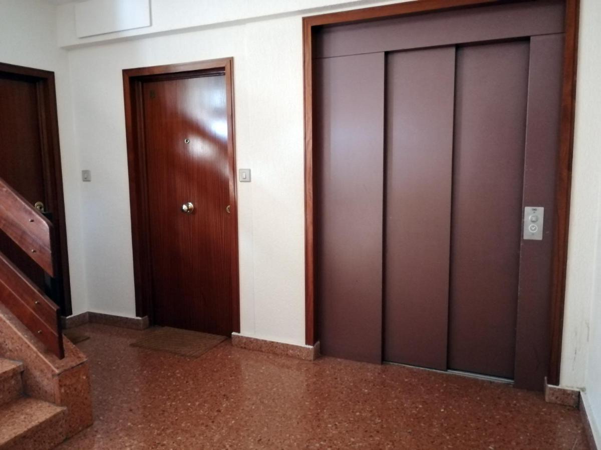Andramari Tourist Home Parking& Wifi อามอเรเบียตา-เอตชาโน ภายนอก รูปภาพ
