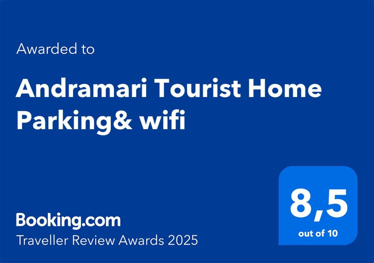 Andramari Tourist Home Parking& Wifi อามอเรเบียตา-เอตชาโน ภายนอก รูปภาพ